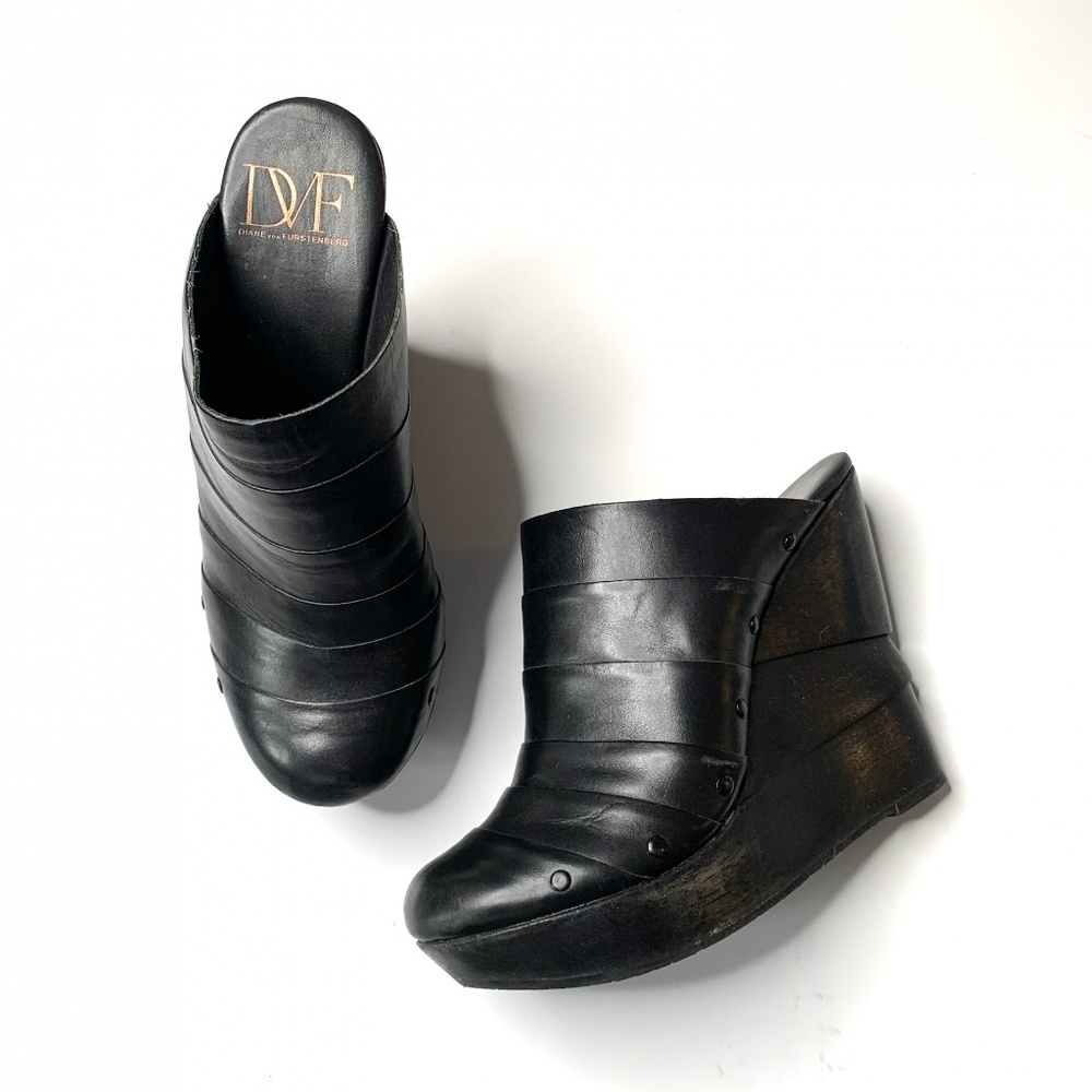 Diane Von Furstenberg Black Leather Wedge Clogs